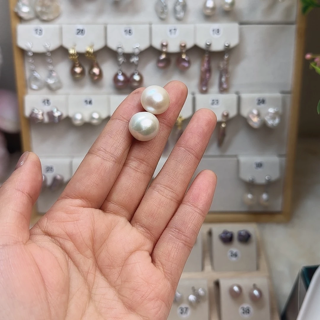 霸***人琉璃非金属925银花瓣耳饰65667788