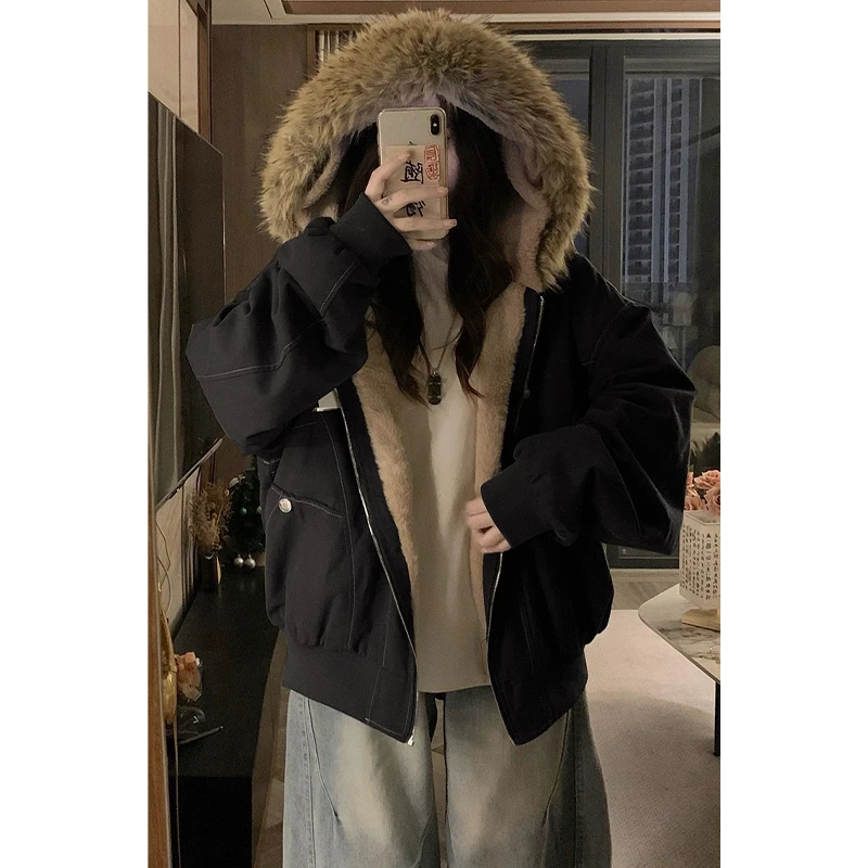 300斤大码女装复古风高街时尚加厚工装棉服女胖mm保暖座山雕外套