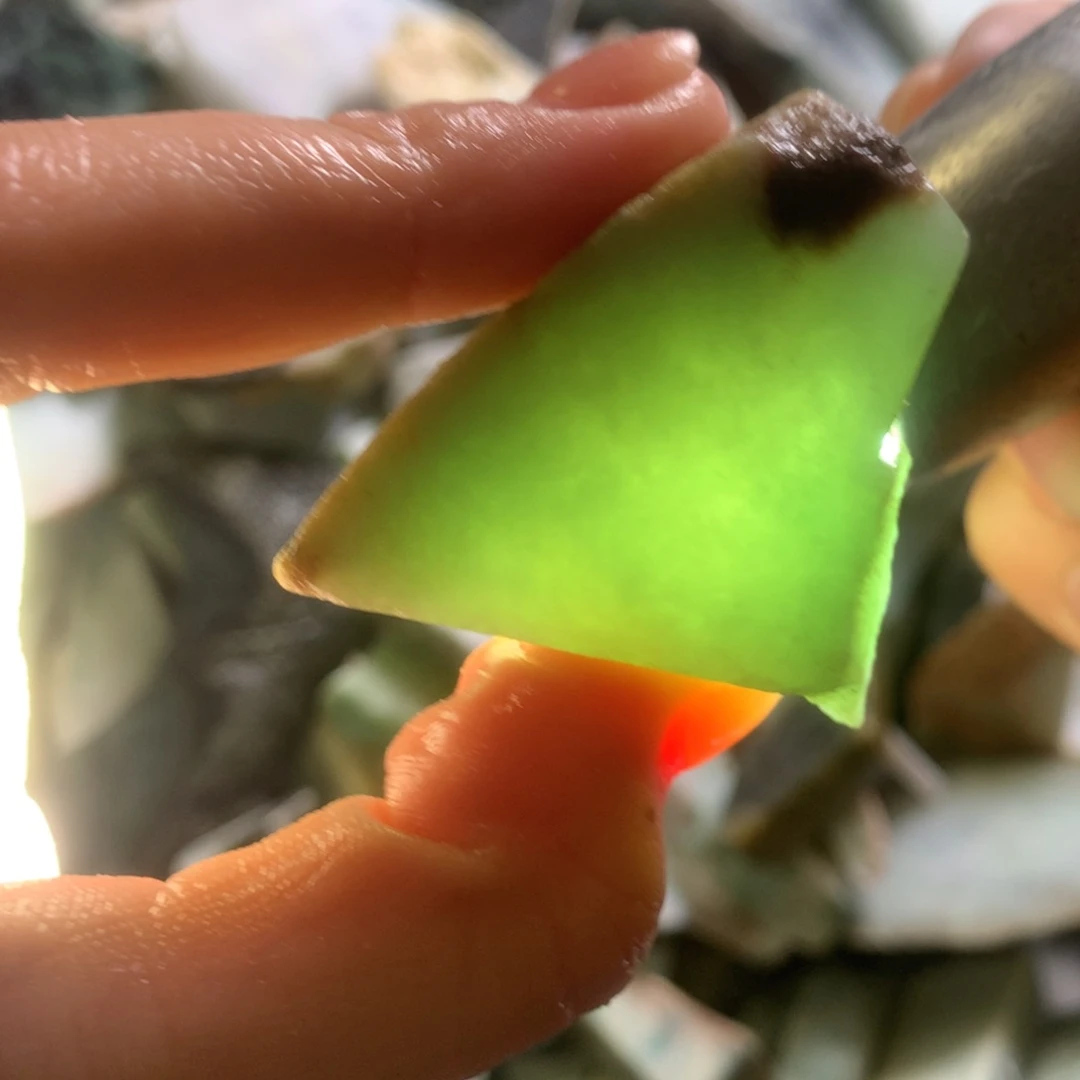 翡翠颈饰未镶嵌缅甸翡翠