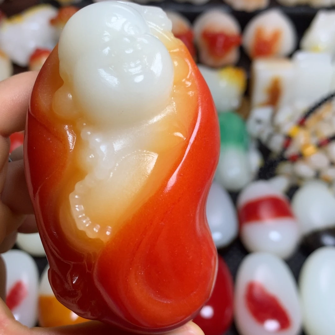 新疆戈壁石五彩石