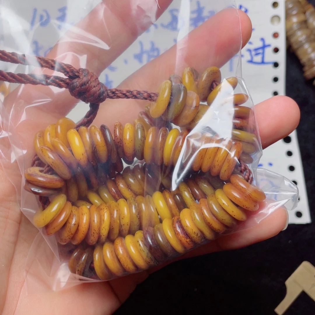 才***美泥塑藏传法学专业博士