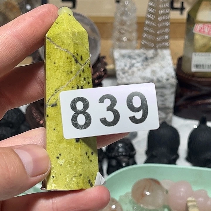 未镶嵌水晶大型摆件（非配饰）