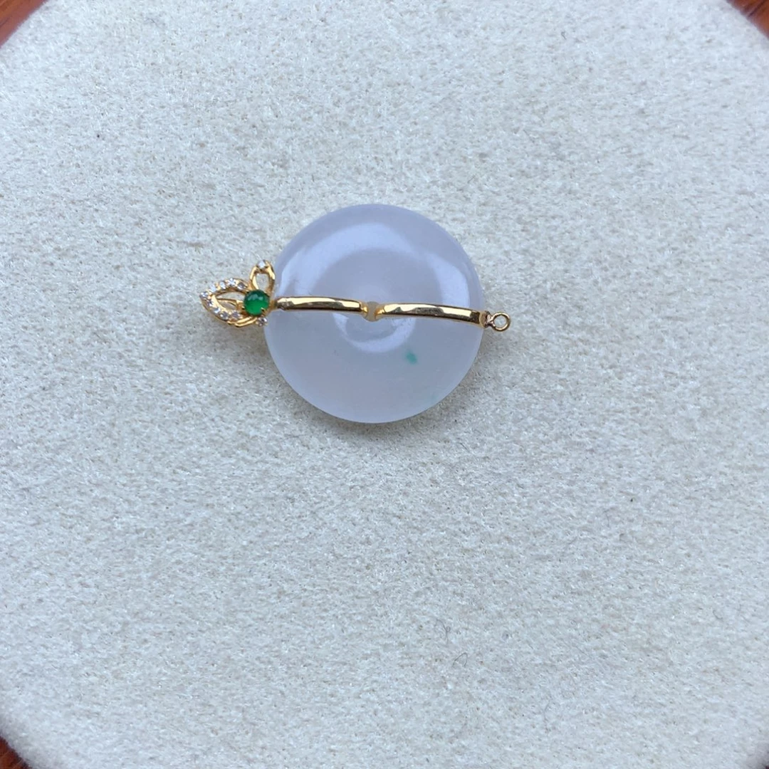 翡翠18K金镶嵌项链平安扣