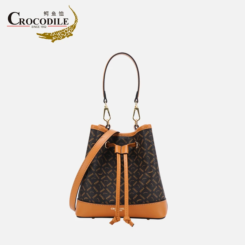 鳄鱼恤新款小巧精致小号单肩斜挎水桶包通勤女包CB00040