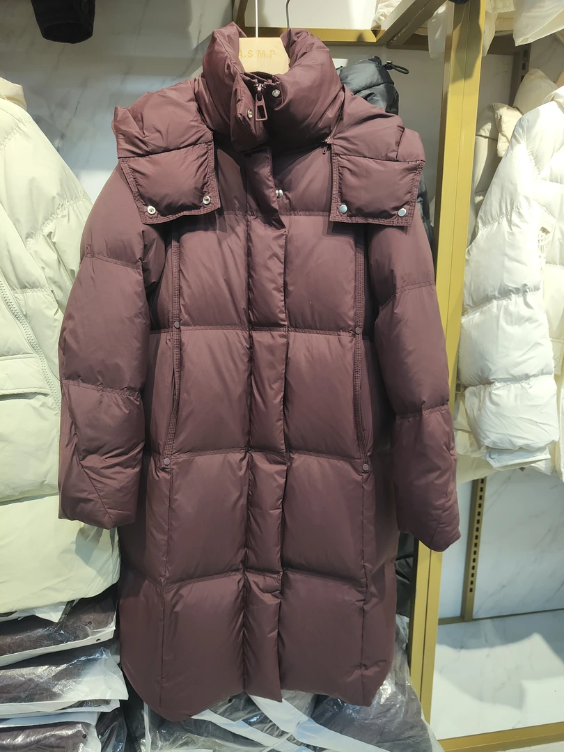 香港一诺    7677中长款连帽时尚一等品毛领常规款衣长105