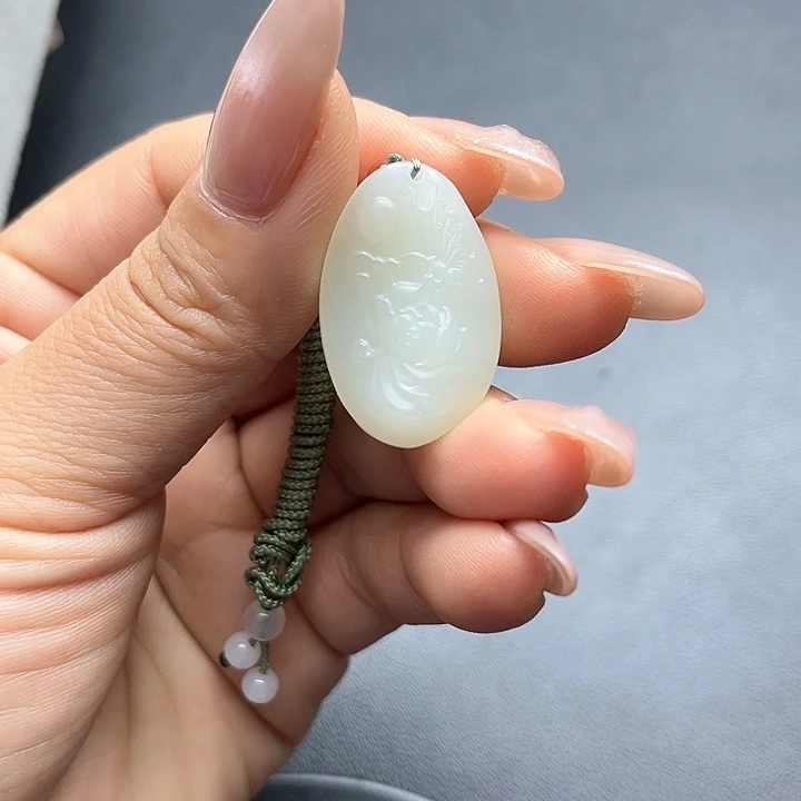 【闪购商品】颈饰未镶嵌和田玉