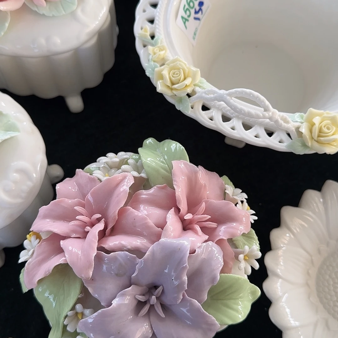 双色百合花满花高脚炖盅