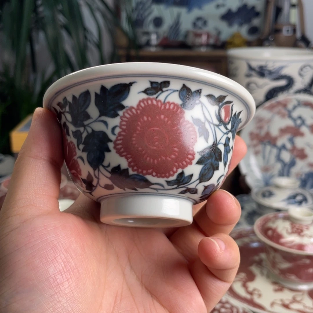 T***e青花釉里红牡丹花杯子