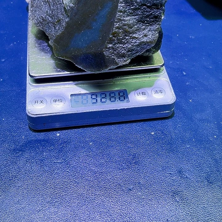 未镶嵌和田玉（糖玉）珠宝半成品
