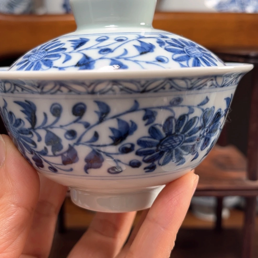 6*7缠枝扁菊纹盖碗元青花