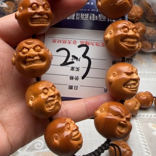 橄榄核手串橄榄雕工艺的