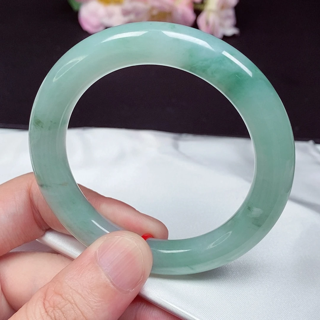 翡翠未镶嵌手镯55.8圈