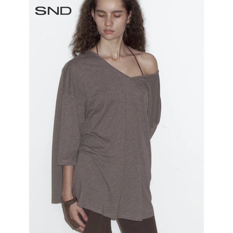 【DEMODEMODE 设计师品牌】SND SS25  多形式穿法v领宽松T恤