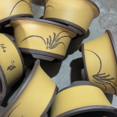 紫砂花盆100-9。   19-9