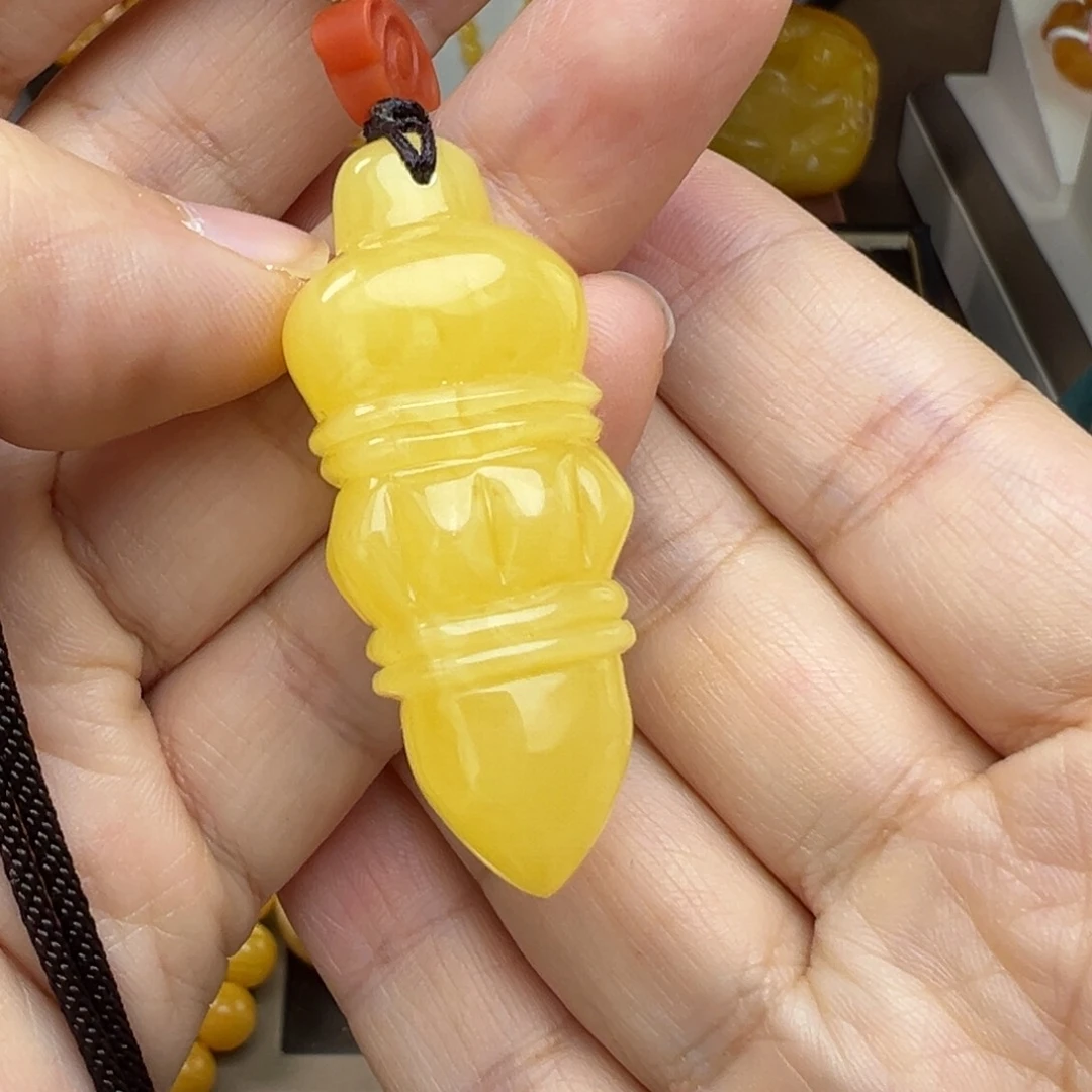 蜜蜡吊坠(赠链)未镶嵌