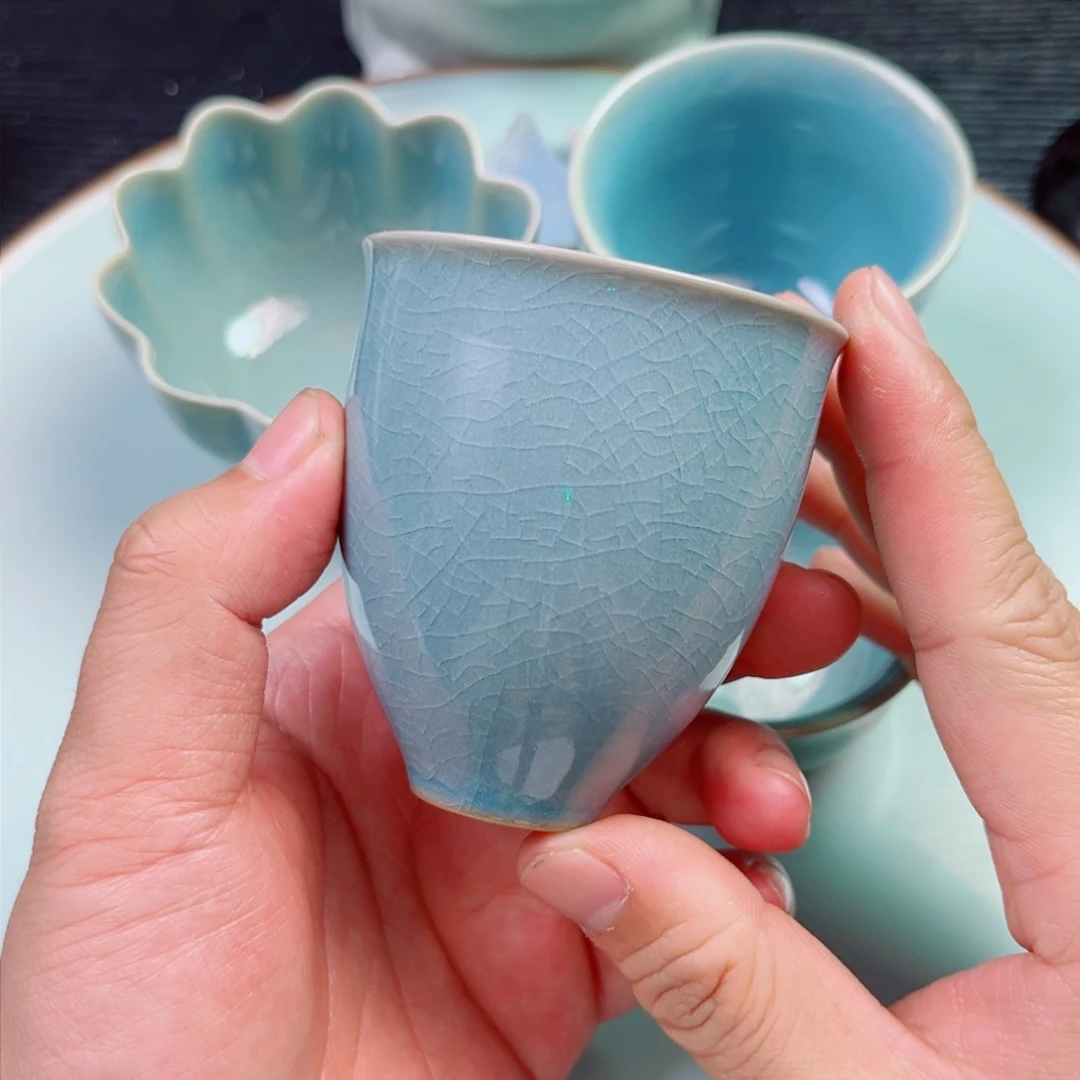 瓷片✨**。不计成本交个朋友