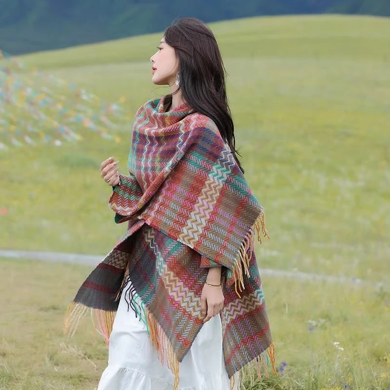 民族风披肩时尚百搭披风斗篷大西北新疆西藏旅游穿搭带袖挡风