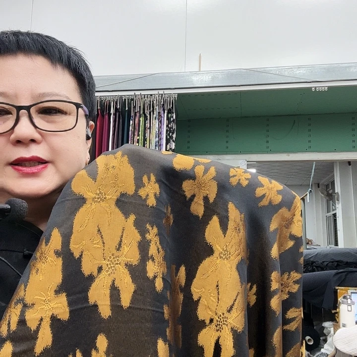 广***化人丝黄枫叶1米面料