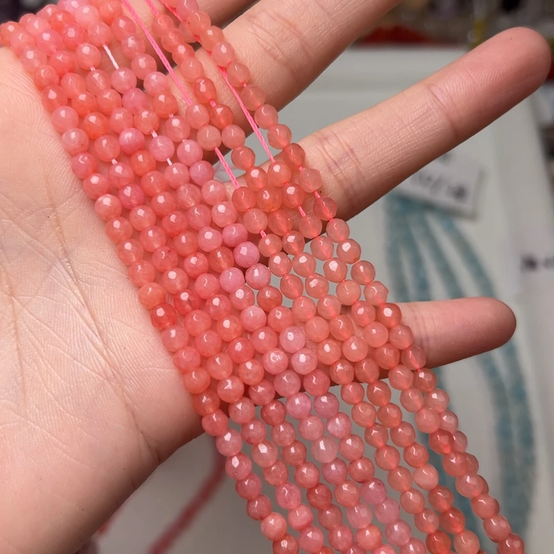 玛瑙/玉髓合金珠宝半成品L374。4.3mm草莓玉刻面圆珠三条