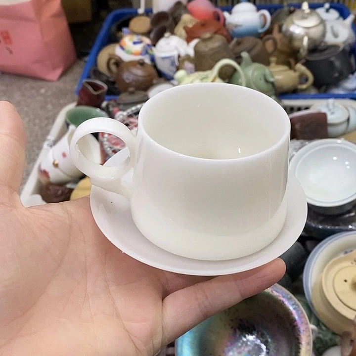 陶瓷艺术品及陶瓷制品