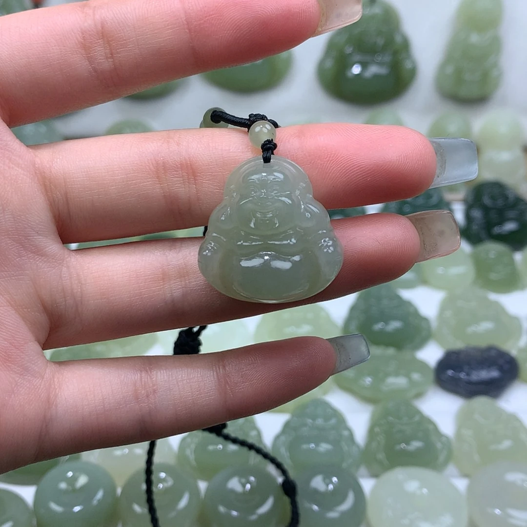 【闪购商品】颈饰未镶嵌和田玉