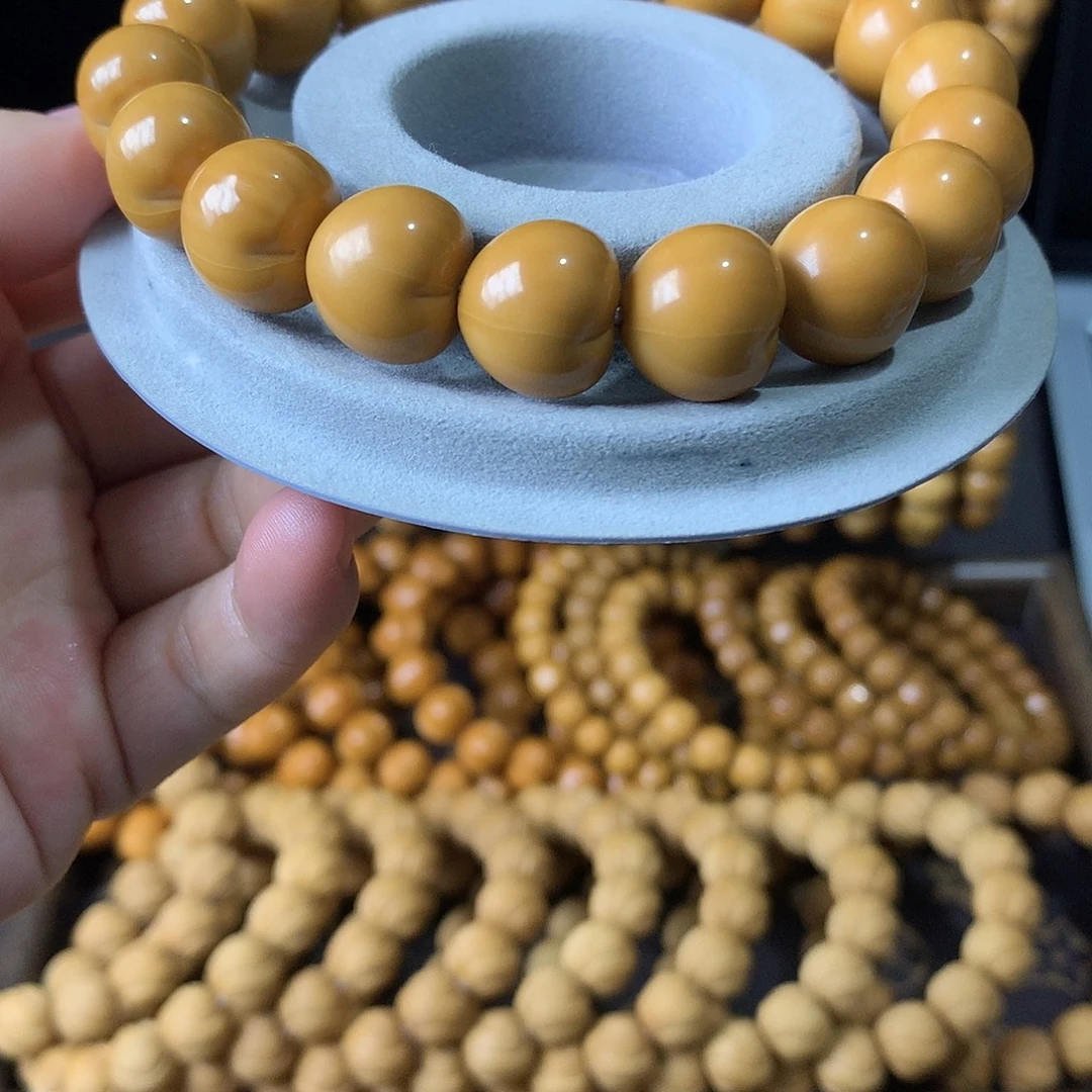 木质非金属爱心屁桃