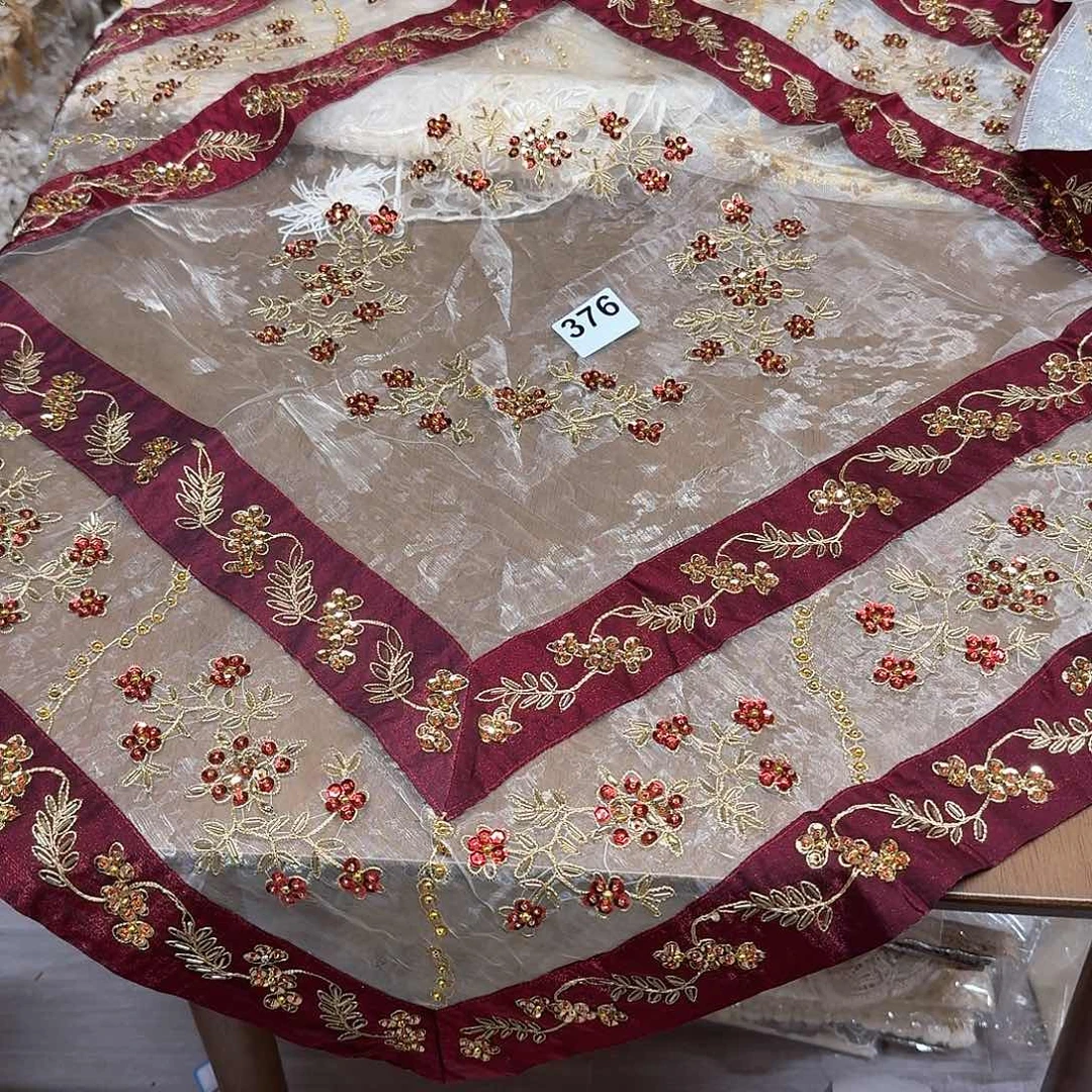 376号 85厘米红色珠绣微歪