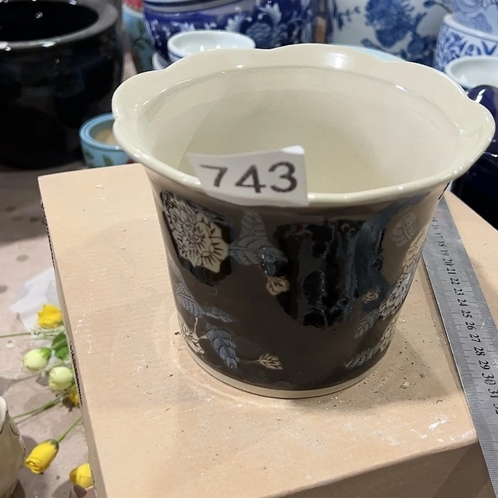 瓷片瑕。。。。。。。。。。。。。。