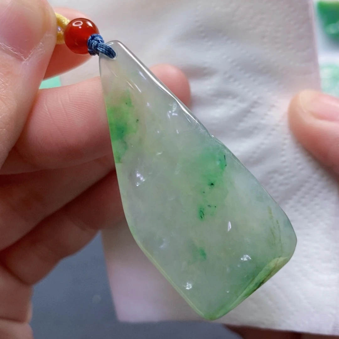 【闪购商品】翡翠吊坠(不含链)未镶嵌5572