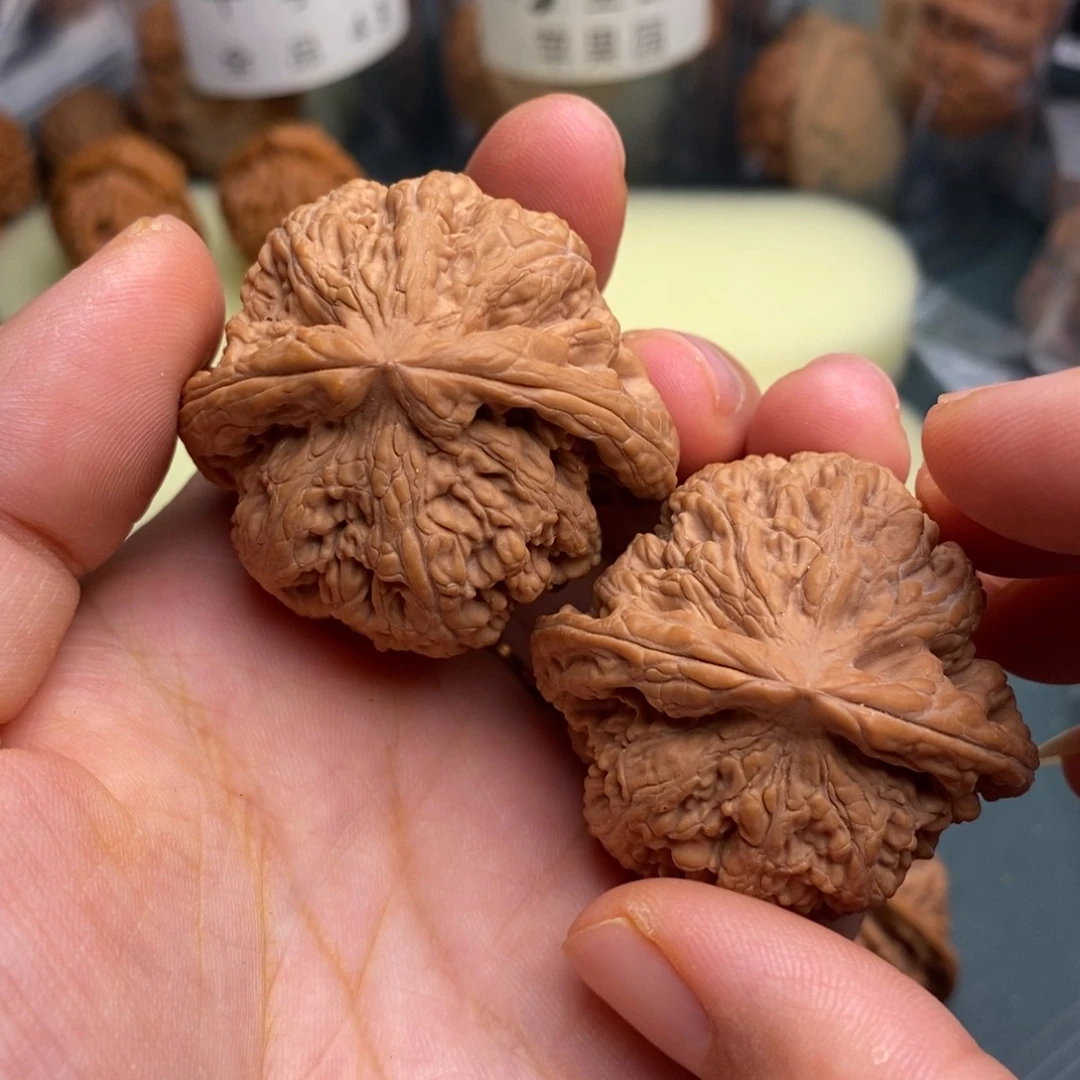 阿***福文玩核桃把件粗筋192