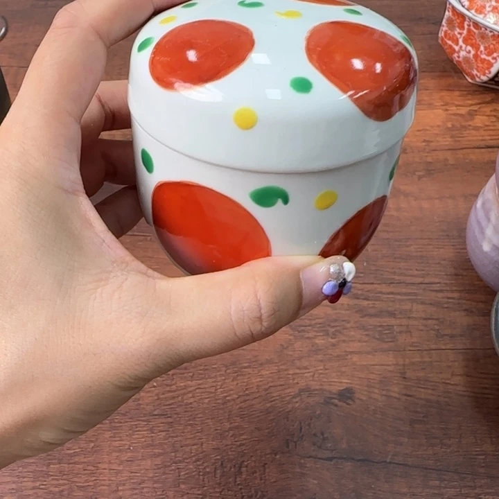 一个陶瓷物件哈哈哈哈哈