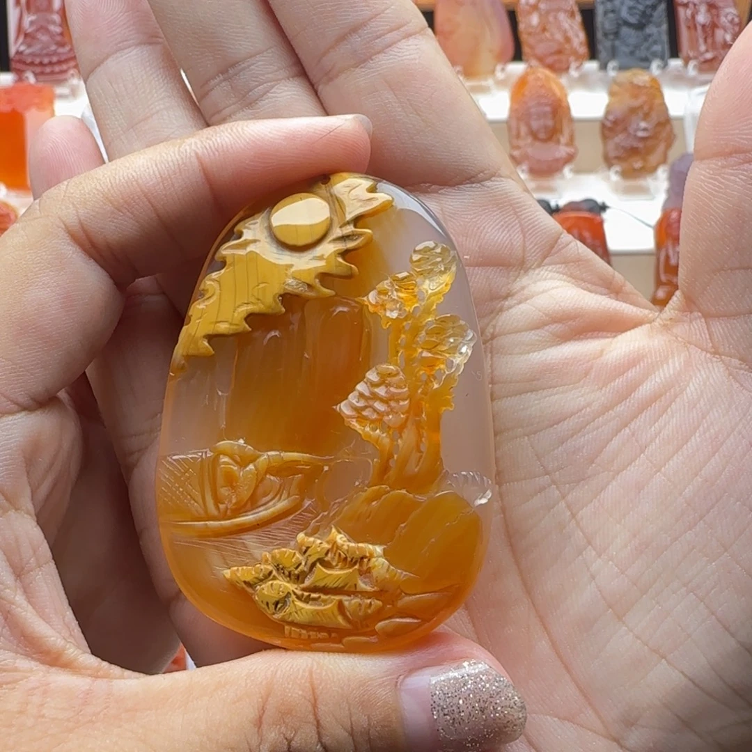 花***尚未镶嵌颈饰玛瑙/玉髓