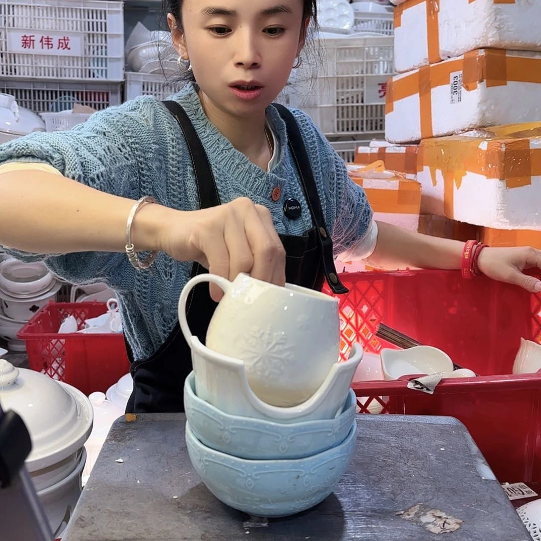 盘微瑕产品………aa068四件套