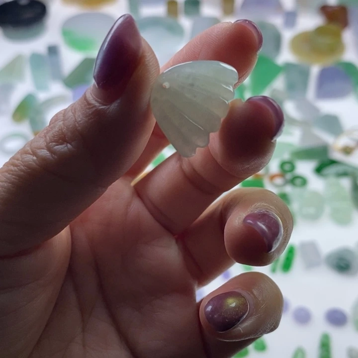 翡翠未镶嵌挂件天然翡翠