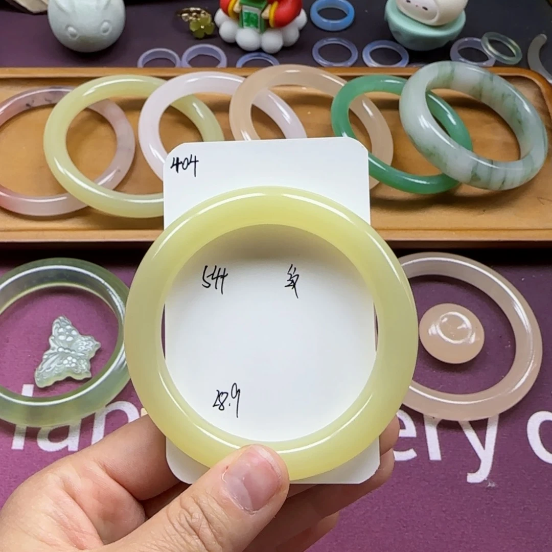 石英质玉手镯未镶嵌404