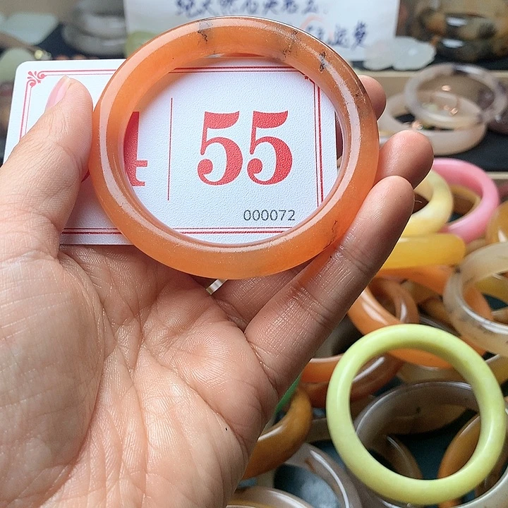 石英质玉（黄龙玉）未镶嵌手镯