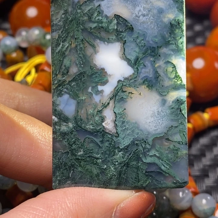 玛瑙/玉髓颈饰未镶嵌敖***呀