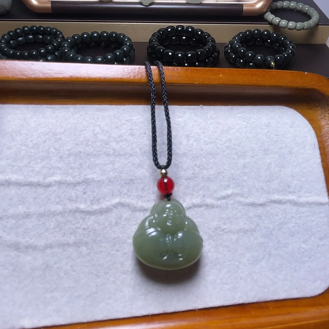 和田玉未镶嵌吊坠(赠链)福利