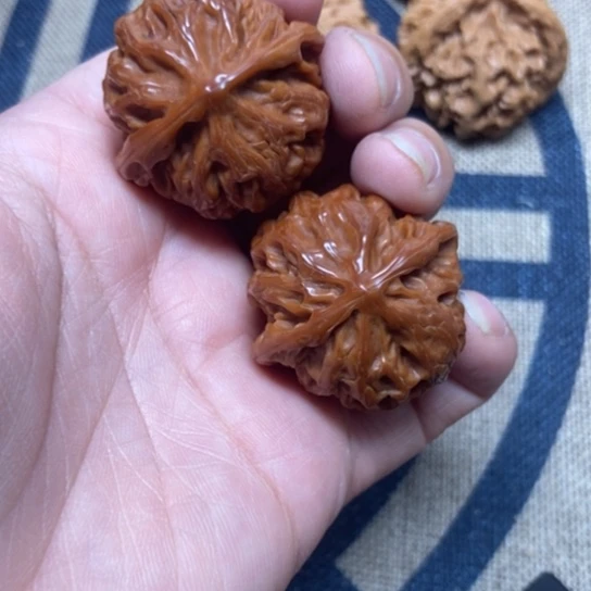 吊坠文玩核桃苹果