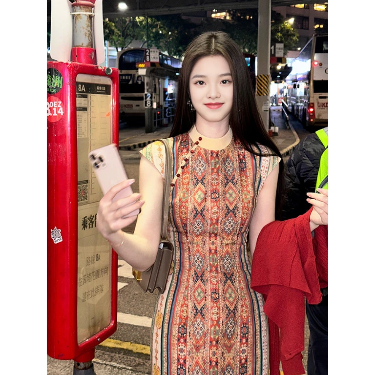 画报夫人民族风红色新中式改良旗袍女夏收腰艺术生度假国风连衣裙