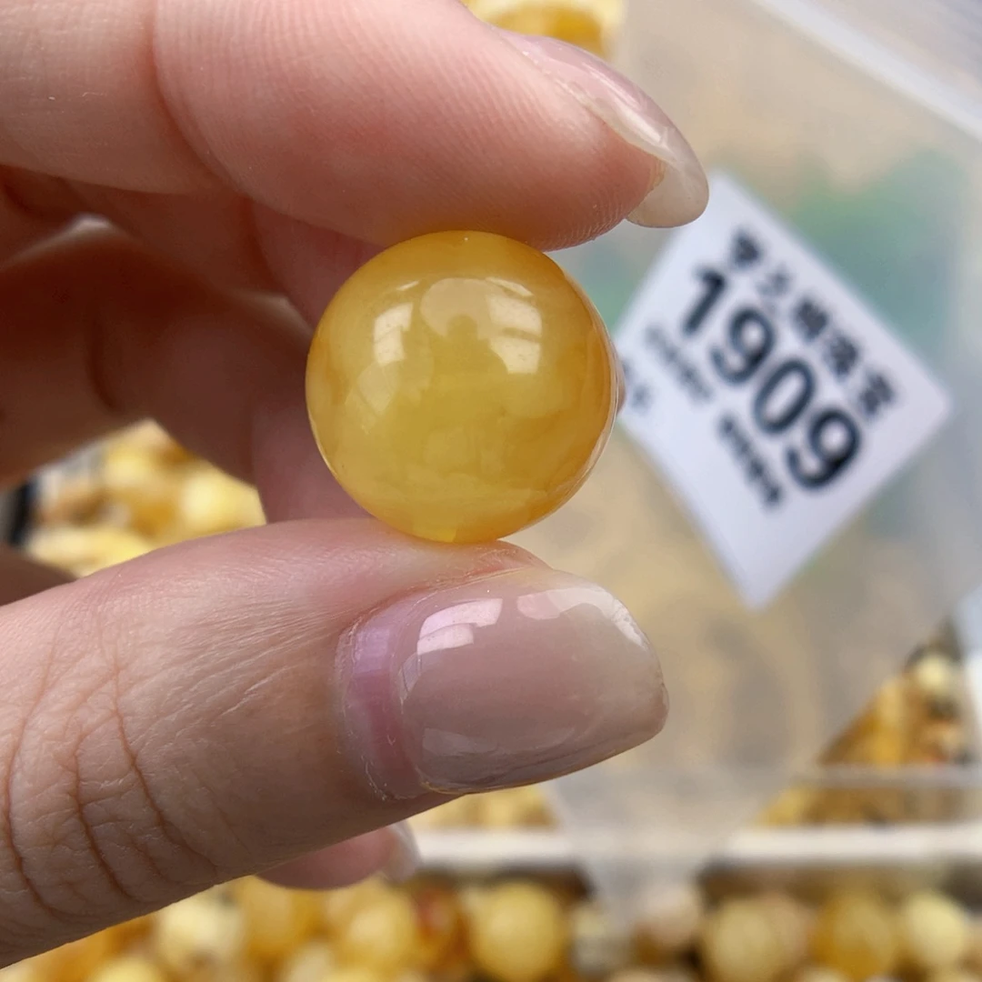 裸石琥珀未镶嵌15.3近全品