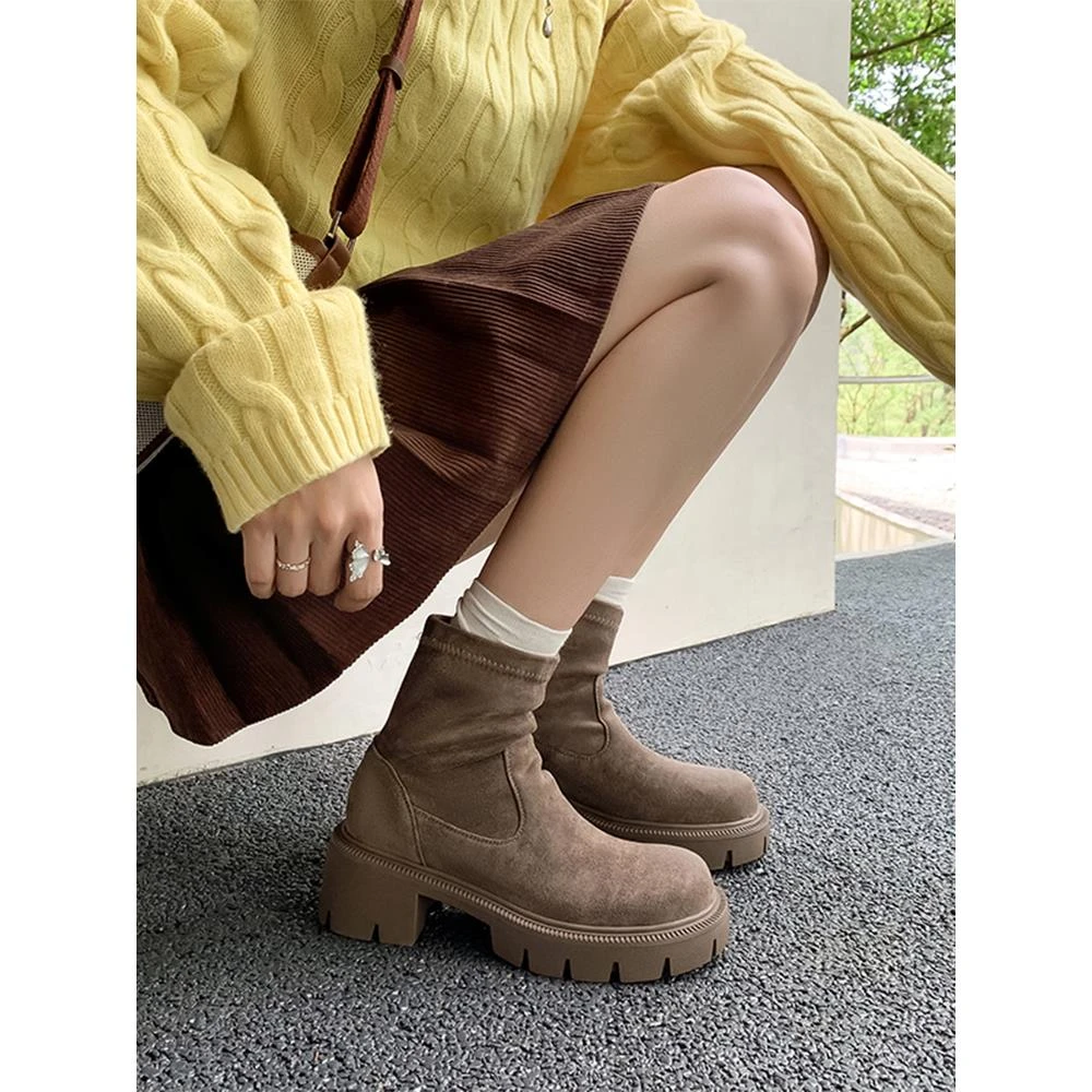 巨好穿~大码绒面弹力瘦瘦靴4142英伦风马丁靴女增高厚底粗跟短靴