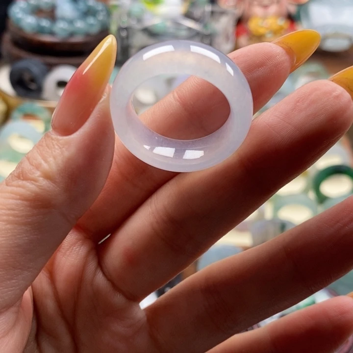 ****靜定制翡翠未镶嵌翡翠