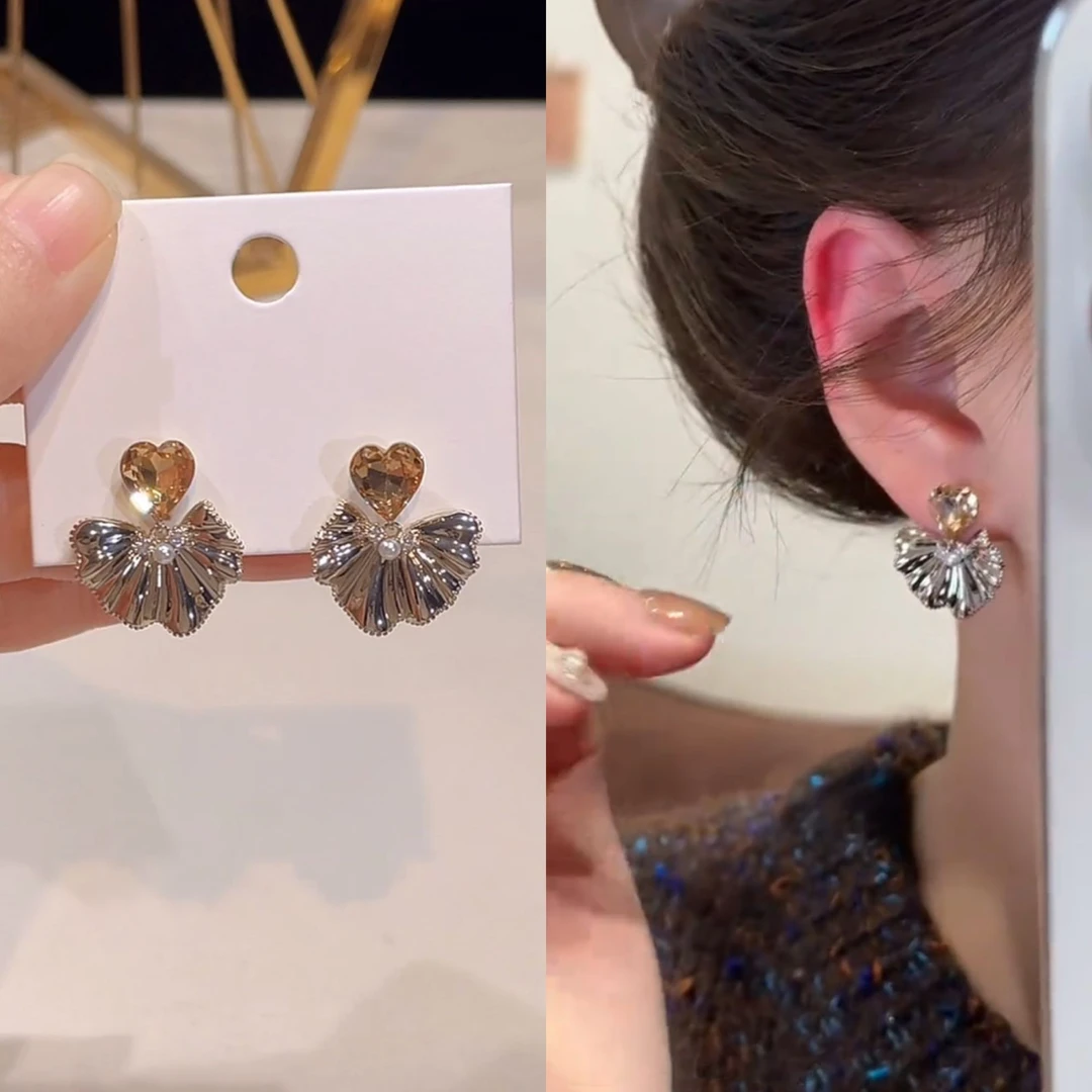 铜合金耳饰 设计师款银杏叶耳钉气质高级感小众独特设计心形耳钉