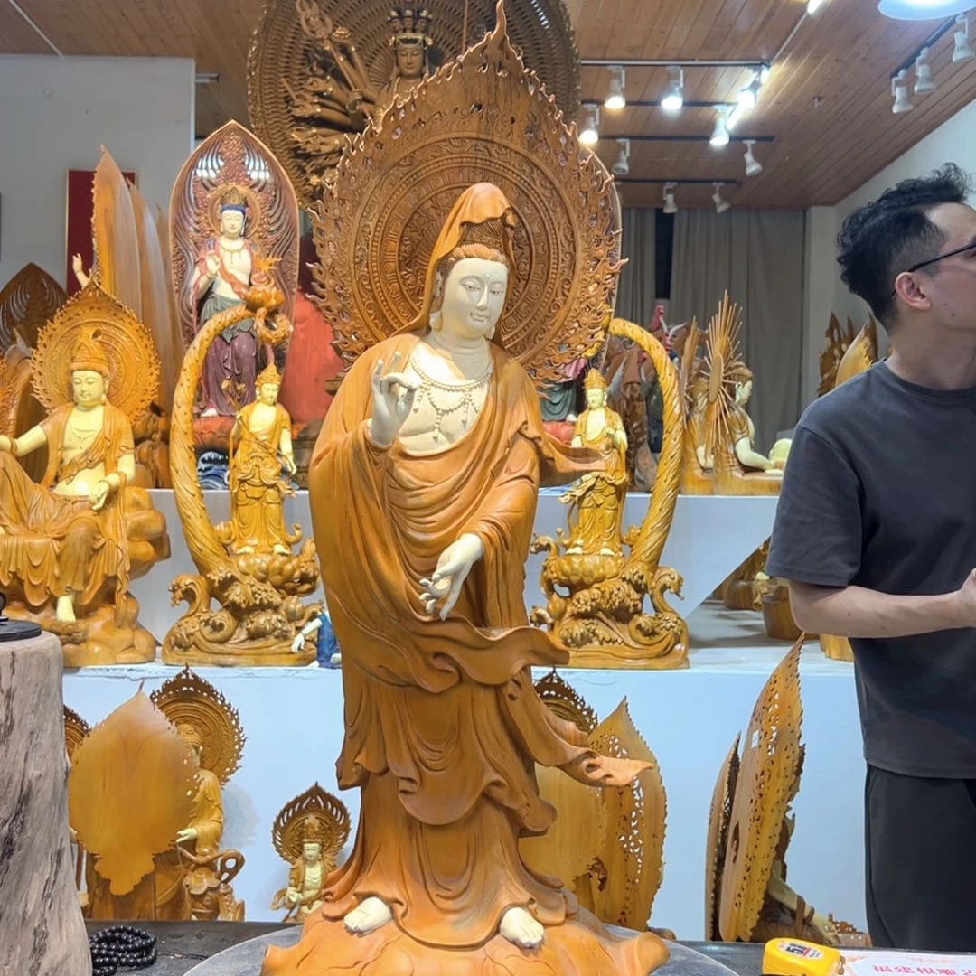 红***洋香樟木只上一尊。抢