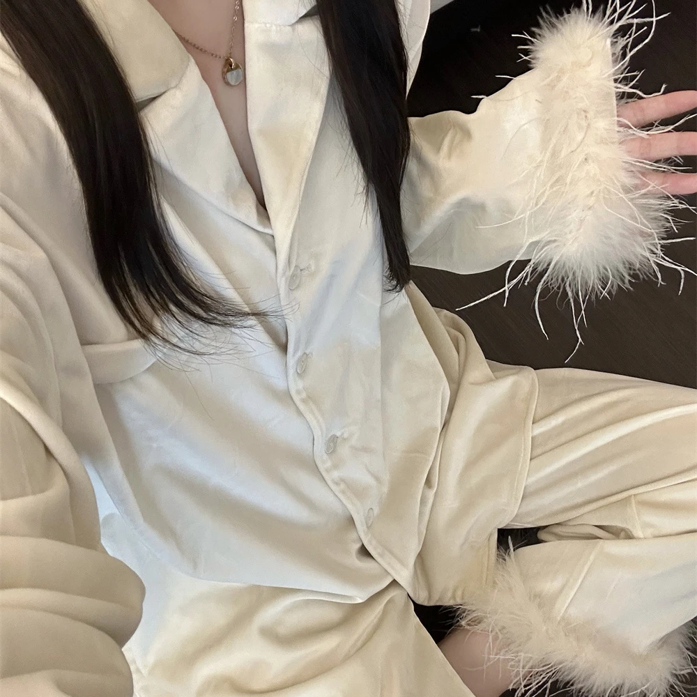 ins高级感纯色毛茸茸德绒睡衣女秋冬新款长袖长裤保暖家居服套装