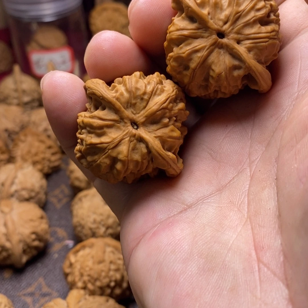 核桃手串/手链哈*野狼39毫米2015