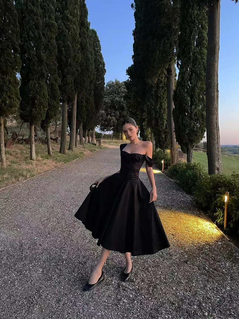 法式高级感设计小众气质收腰连衣裙女2025夏季新款显瘦长裙子