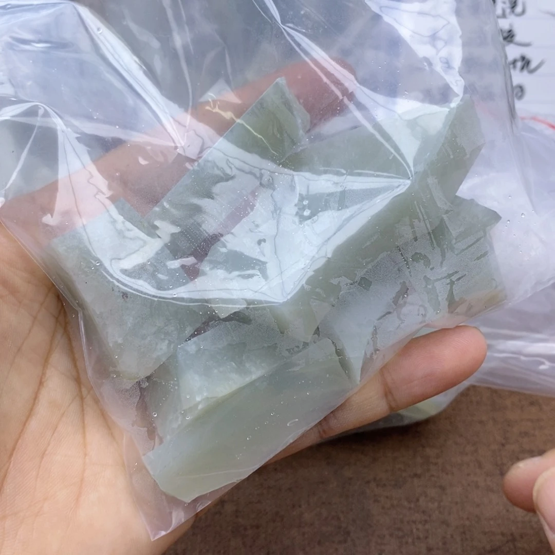 和田玉未镶嵌吊坠(不含链)