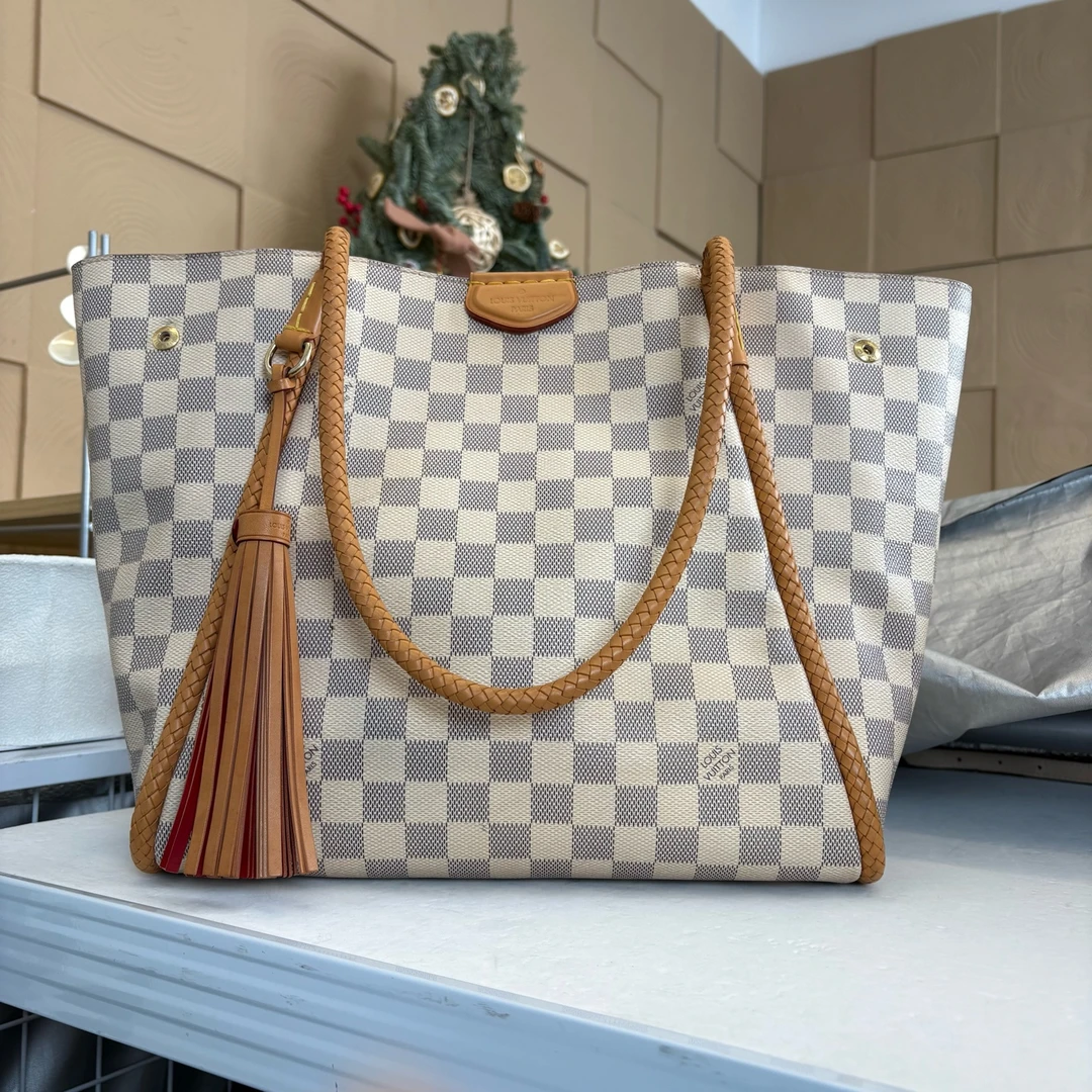 95新 LouisVuitton/路易威登  /KIKI/单肩包/18958819